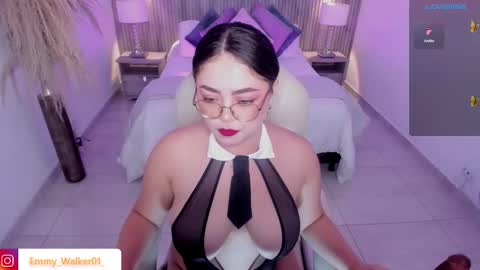 Emmy Walker online show from October 2025 11:10:01 AM