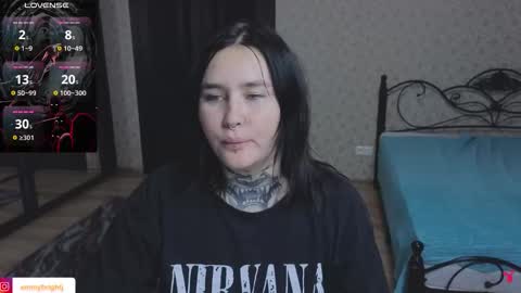 Emmy Bright     50  online show from November 2025 06:21:01 PM