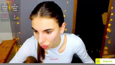 Snapshot of emmygreans chatting on January 2025 01:11:01 PM Emmy online show from January 2025 01:11:01 PM