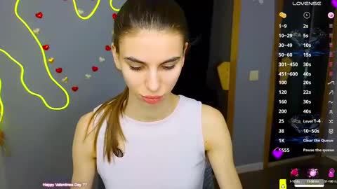 Snapshot of emmygreans chatting on February 2025 06:44:01 AM Emmy online show from February 2025 06:44:01 AM