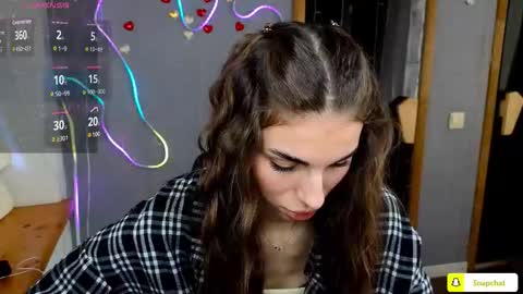 Snapshot of emmygreans chatting on September 2025 05:41:02 AM Emmy online show from September 2025 05:41:02 AM