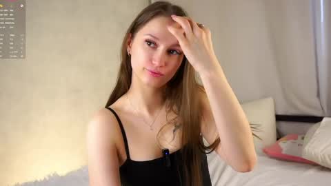 Snapshot of emmyleri chatting on April 2026 01:42:02 AM Emmy online show from April 2026 01:42:02 AM