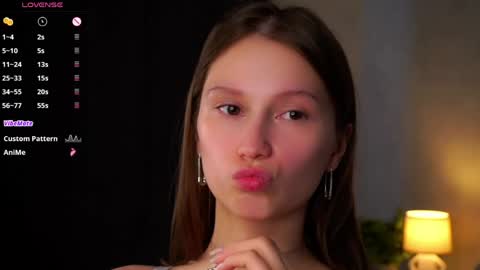 Snapshot of emmyleri chatting on June 2026 01:20:02 AM Emmy online show from June 2026 01:20:02 AM