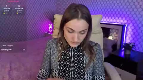 Emma online show from October 2025 12:36:02 PM