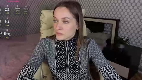 Emma online show from October 2025 03:11:01 PM