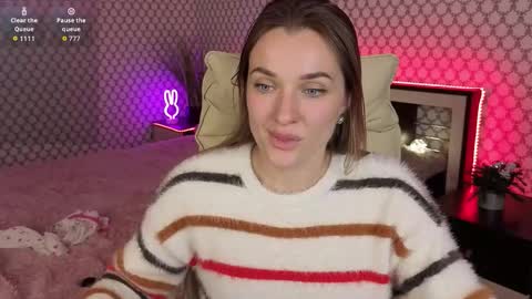 Emma online show from October 2025 09:17:02 PM