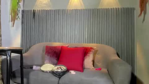 emmyy_fantasyy online show from March 2026 07:35:01 PM