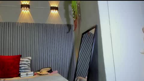 emmyy_fantasyy online show from April 2026 12:17:02 PM