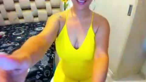 Snapshot of emperatriztapia chatting on July 2026 10:05:02 PM emperatriztapia online show from July 2026 10:05:02 PM