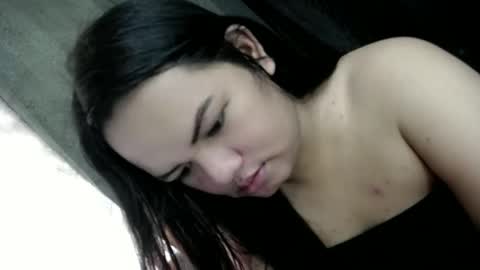 Snapshot of empressrheo chatting on June 2026 04:36:02 AM empressrheo online show from June 2026 04:36:02 AM
