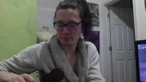 empusalamia online show from January 2025 02:15:02 AM