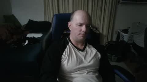 Matt online show from October 2025 04:00:02 AM