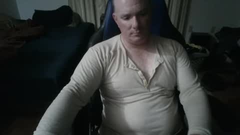 Snapshot of emsguy1 chatting on May 2026 06:29:02 AM Matt online show from May 2026 06:29:02 AM