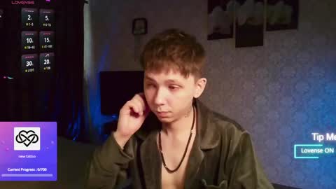 emveeboy96 online show from April 2026 08:17:01 AM