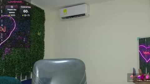 Emy online show from February 2026 08:09:01 PM