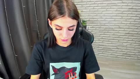 emy__angel online show from February 2025 12:51:01 AM