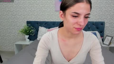 emy__angel online show from February 2025 01:23:02 AM