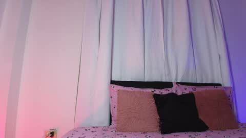 Snapshot of emy_cole1 chatting on May 2026 02:50:02 AM Emy online show from May 2026 02:50:02 AM