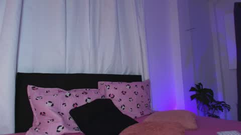 Snapshot of emy_cole1 chatting on May 2026 03:34:01 AM Emy online show from May 2026 03:34:01 AM