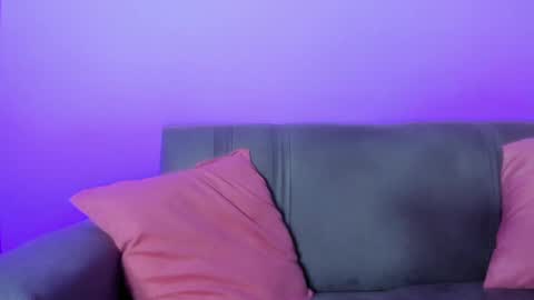 Emy online show from February 2025 10:09:02 AM