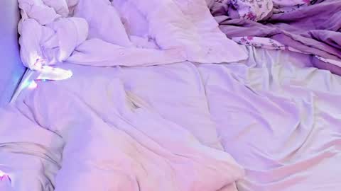 Emy online show from March 2025 12:11:02 PM