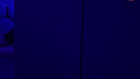 Emy  online show from October 2025 11:44:02 AM