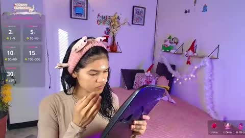 emycarver09 online show from November 2025 11:42:01 AM