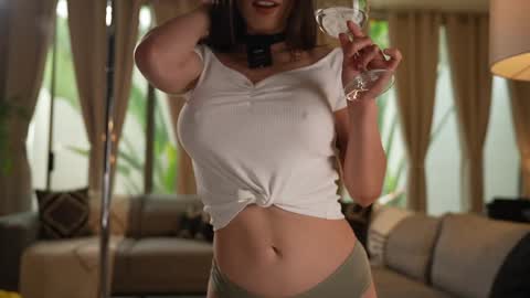 Eimi3 online show from September 2025 05:27:02 PM