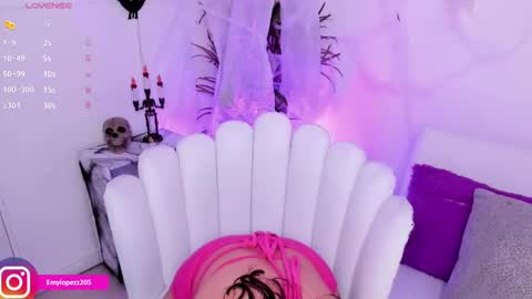 Emily online show from October 2025 08:36:02 PM