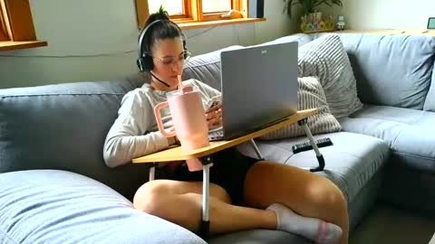 emyxxl online show from May 2026 03:09:01 PM