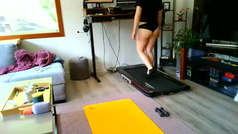 emyxxl online show from June 2026 12:48:02 PM