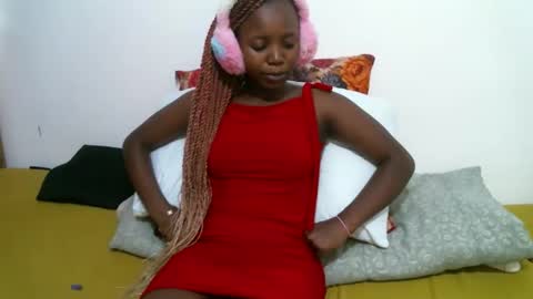 Vee online show from April 2026 06:41:02 AM