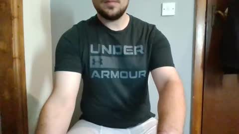 english_lad699 online show from October 2025 03:04:01 PM