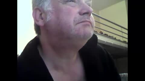 englishguysurrey online show from October 2025 06:02:02 AM