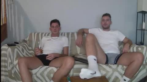 Englishladxxx online show from September 2025 08:53:01 PM