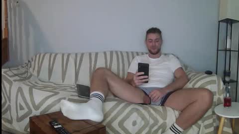 Englishladxxx online show from October 2025 10:01:01 PM