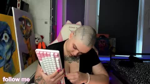 enigmastella online show from January 2026 11:04:01 AM