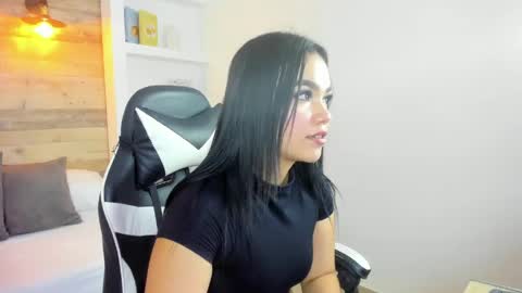 E N M A online show from April 2026 01:24:02 PM