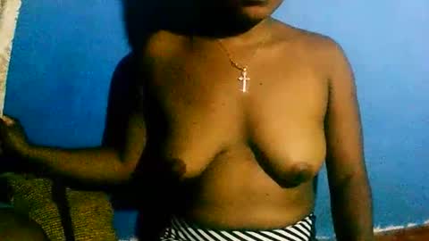 Snapshot of enna25 chatting on October 2025 12:23:01 PM ENNA online show from October 2025 12:23:01 PM