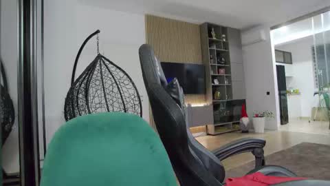 Erik online show from February 2026 07:41:02 PM