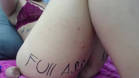 Enny Dirty online show from January 2025 12:04:01 AM