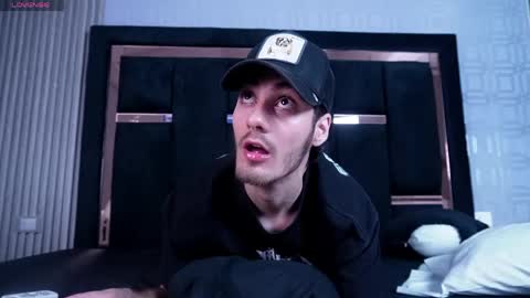 Enzo online show from April 2026 07:16:01 PM