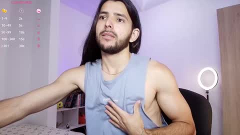 Snapshot of enzo_moretii chatting on November 2025 03:45:02 PM enzo_moretii online show from November 2025 03:45:02 PM