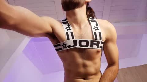 Snapshot of enzo_moretii chatting on November 2025 04:52:01 PM enzo_moretii online show from November 2025 04:52:01 PM