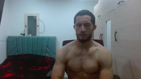 enzo_savage online show from October 2025 06:15:01 PM