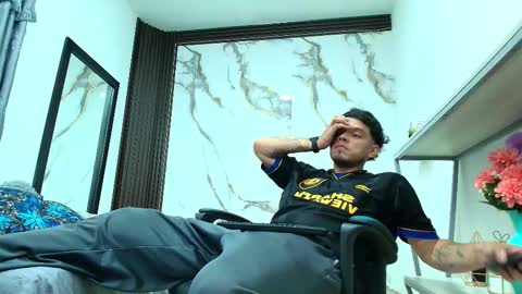    online show from February 2026 03:59:02 AM