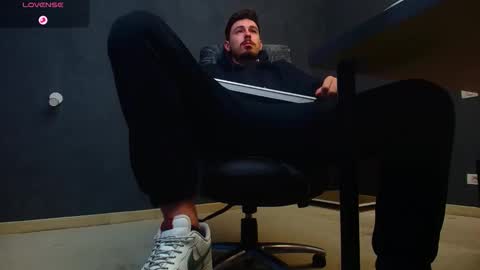 EnzoRace online show from September 2025 04:40:02 AM