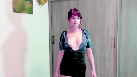 Snapshot of ephemeral_hot chatting on October 2025 10:45:01 PM Leyla online show from October 2025 10:45:01 PM