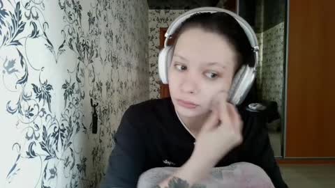 Lucy NEXT STREAM January 5 HNY  online show from April 2026 07:24:02 AM