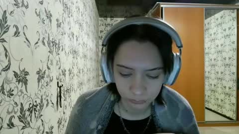 Lucy NEXT STREAM January 5 HNY  online show from April 2026 02:40:02 AM